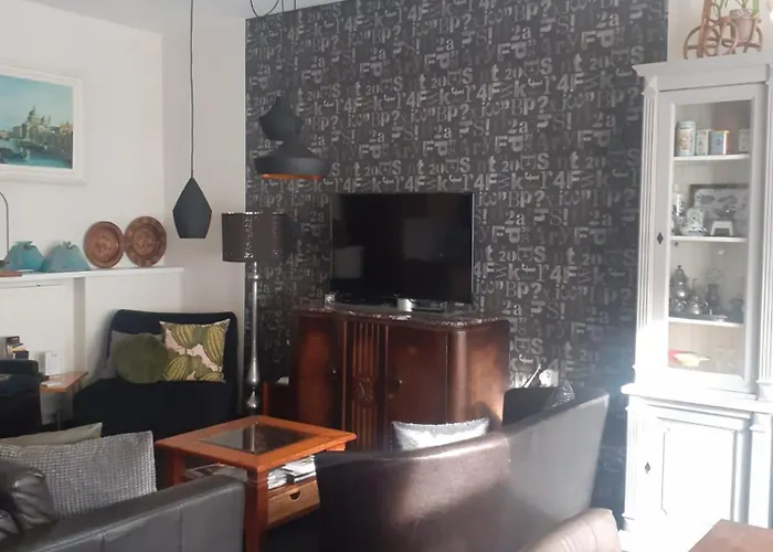 The Dutch Hills Apartment